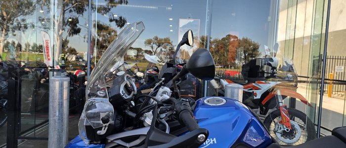 2016 Triumph Tiger 800 XCx Tiger Blue