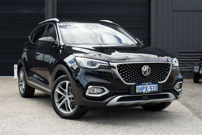 2022 MG HS