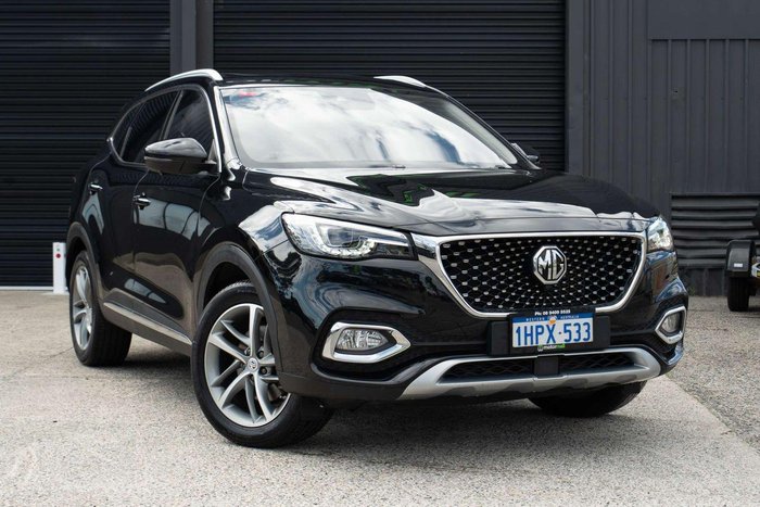 2022 MG HS