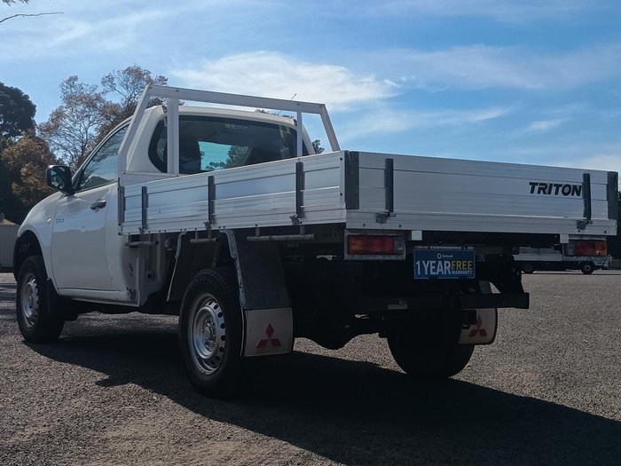 2011 Mitsubishi Triton GL