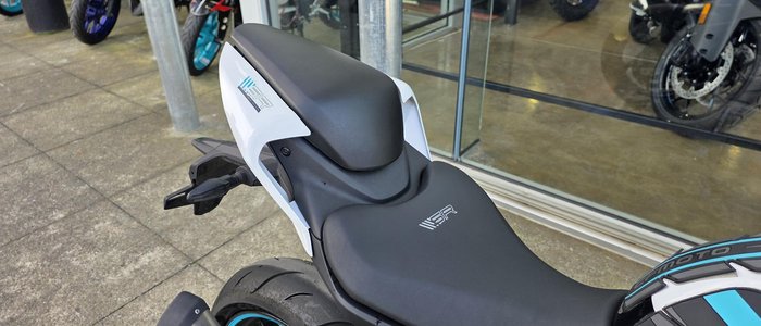 2023 CFMOTO 450SR ABS SR White