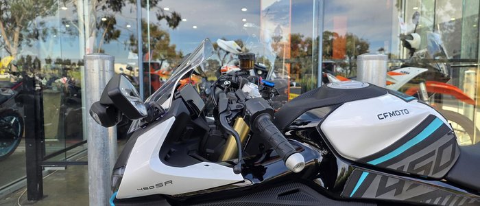 2023 CFMOTO 450SR ABS SR White