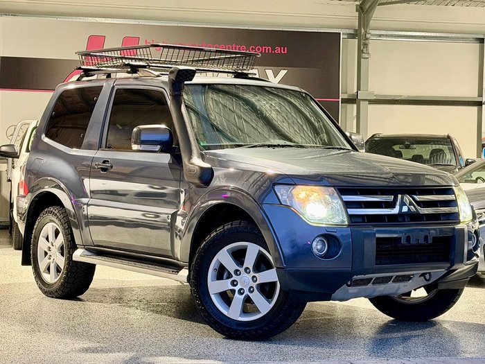 2007 Mitsubishi Pajero