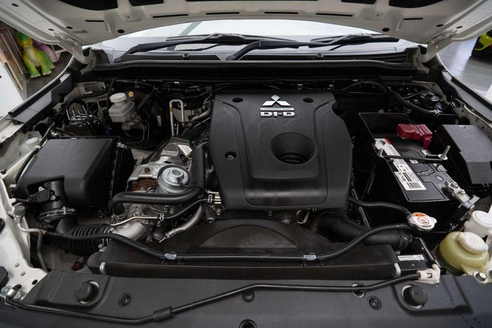 2020 Mitsubishi Pajero Sport Exceed
