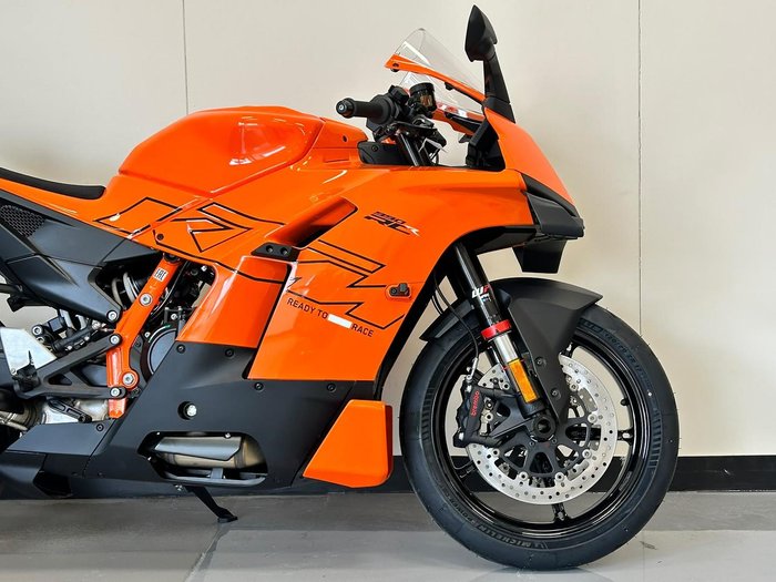 2026 KTM 990 RC R RC Orange