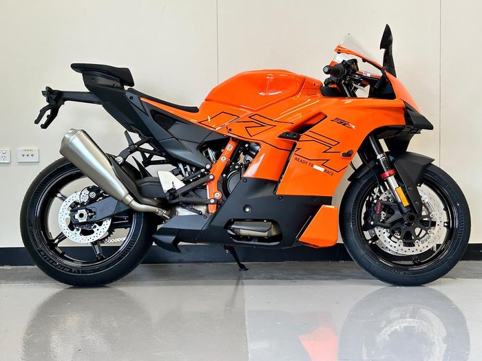 2026 KTM 990 RC R RC Orange
