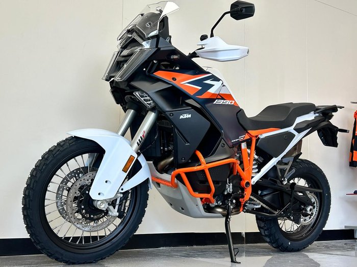 2026 KTM 1390 Super Adventure R Super Adventure Orange