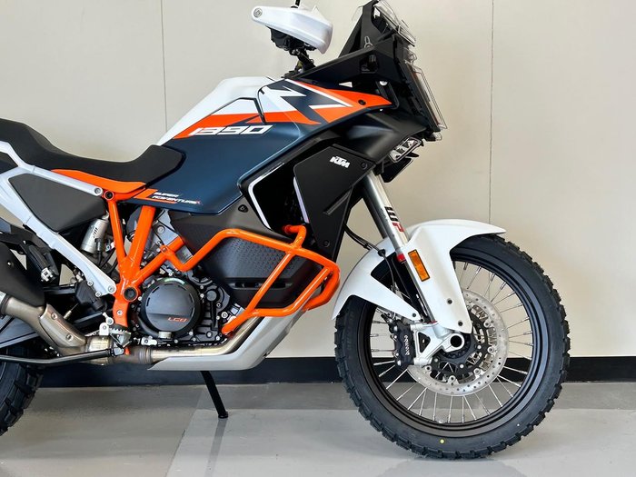 2026 KTM 1390 Super Adventure R Super Adventure Orange