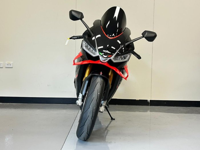 2025 Aprilia RSV4 1100 Factory RSV4