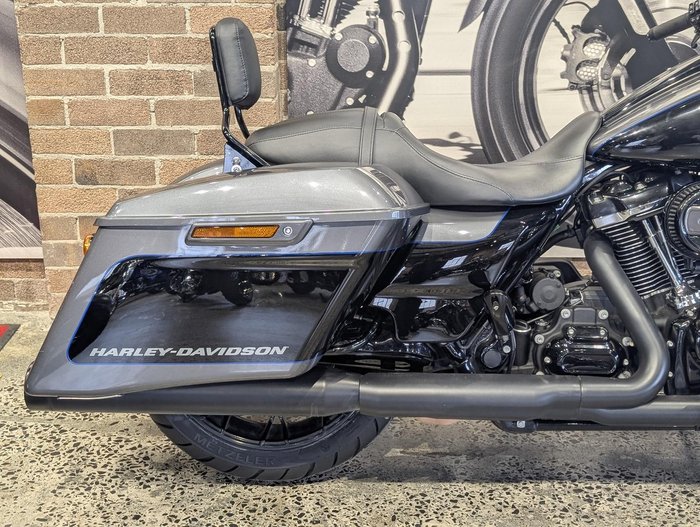 2021 Harley-Davidson Street Glide Special 114 (FLHXS)