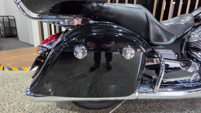 2023 Indian ROADMASTER LIMITED BLACK METALLIC