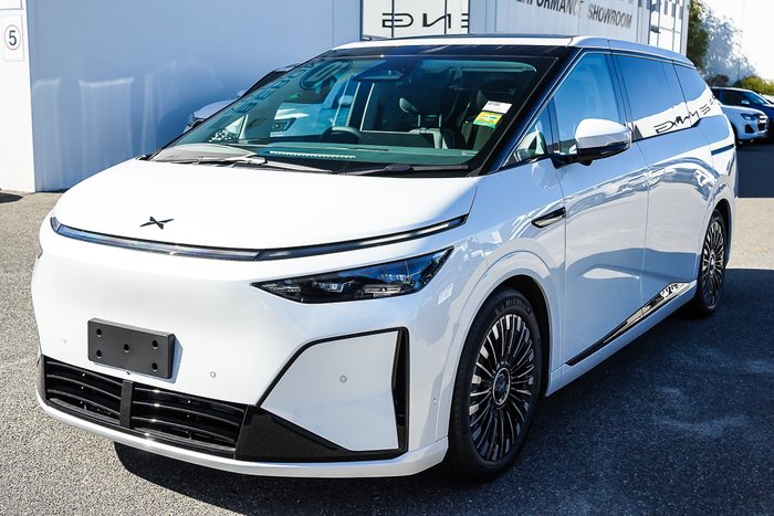 2026 Xpeng X9
