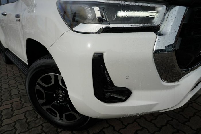2023 Toyota Hilux SR5 Hi-Rider