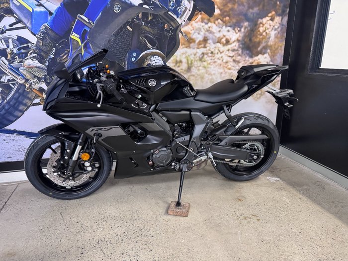 2025 Yamaha YZF-R7HO Grey