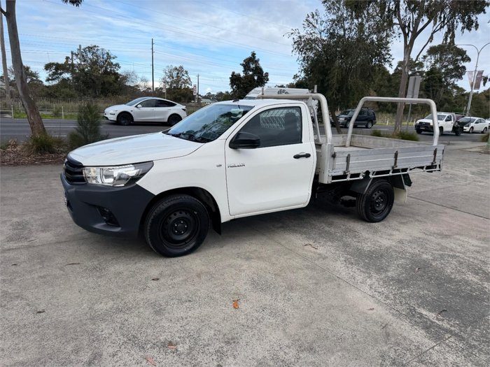 2017 TOYOTA HILUX WORKMATE