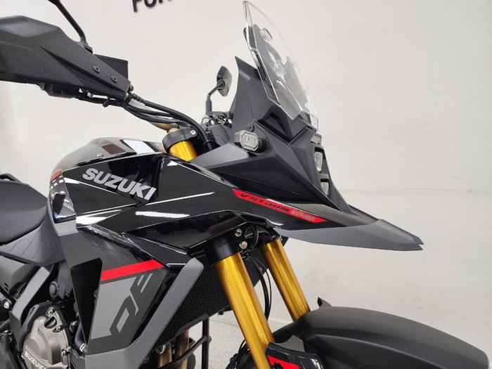 2026 Suzuki V-STROM 800DE Black