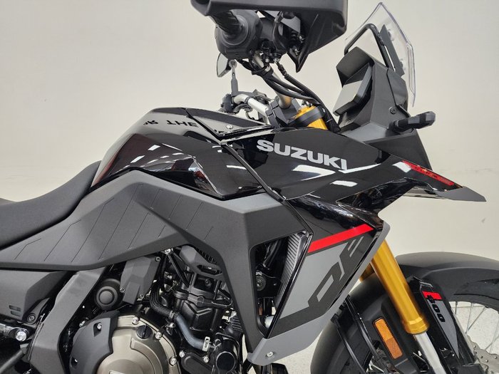 2026 Suzuki V-STROM 800DE Black