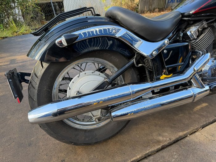 2011 Yamaha XVS650 V-STAR CUSTOM Black