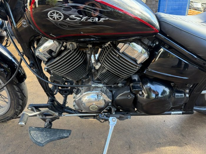 2011 Yamaha XVS650 V-STAR CUSTOM Black