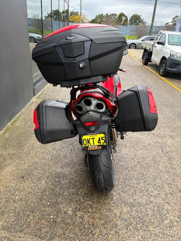 Triumph 2008 Triumph 1050CC Sprint ST RED