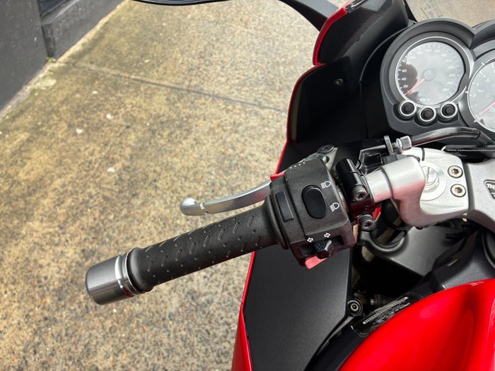 Triumph 2008 Triumph 1050CC Sprint ST RED