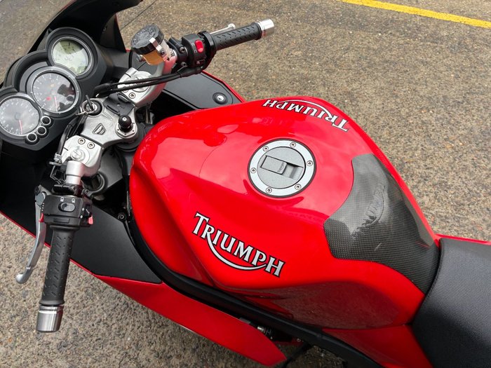 Triumph 2008 Triumph 1050CC Sprint ST RED