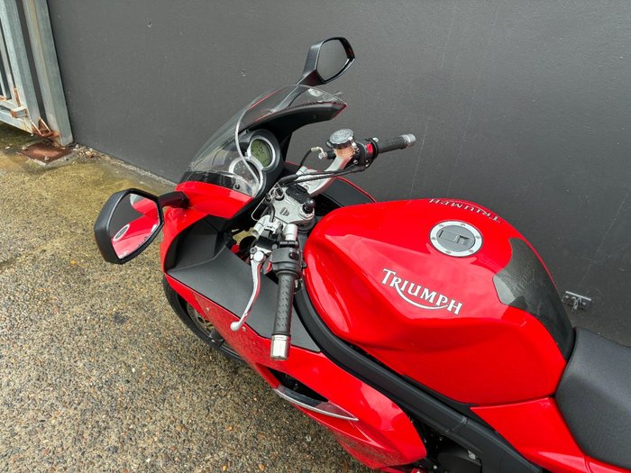 Triumph 2008 Triumph 1050CC Sprint ST RED