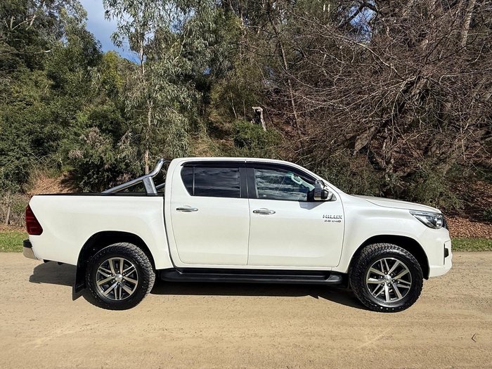 2019 Toyota Hilux SR5