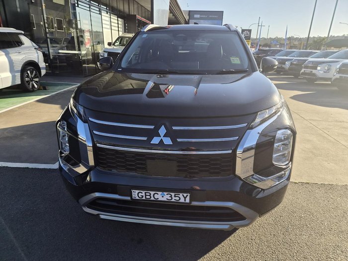 2025 Mitsubishi Outlander