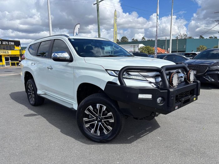 2022 Mitsubishi Pajero Sport GLS