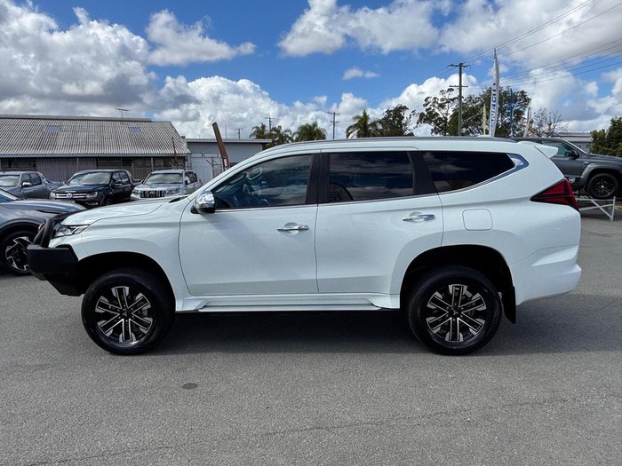 2022 Mitsubishi Pajero Sport GLS