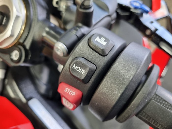 2024 BMW Motorrad S 1000 RR SPORT Red