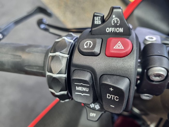 2024 BMW Motorrad S 1000 RR SPORT Red