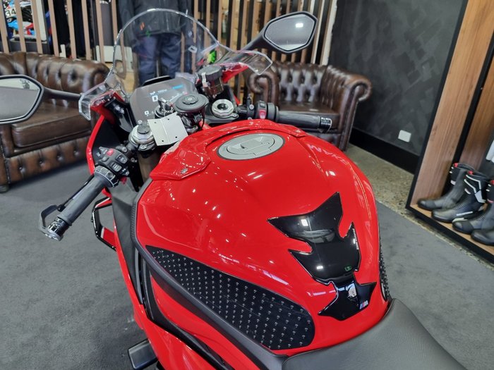 2024 BMW Motorrad S 1000 RR SPORT Red