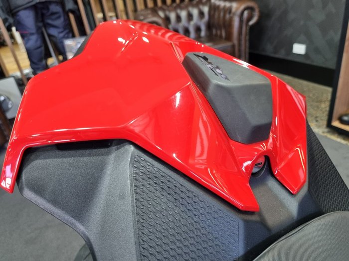 2024 BMW Motorrad S 1000 RR SPORT Red