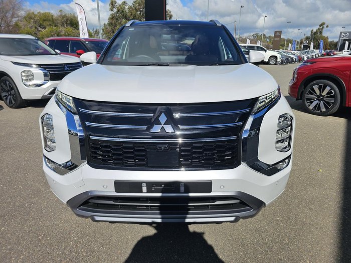2026 Mitsubishi Outlander Exceed Tourer