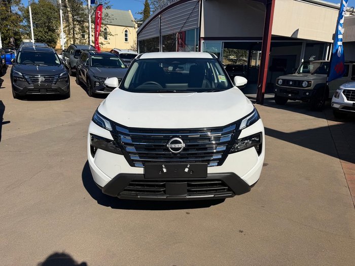 2026 Nissan X-TRAIL ST