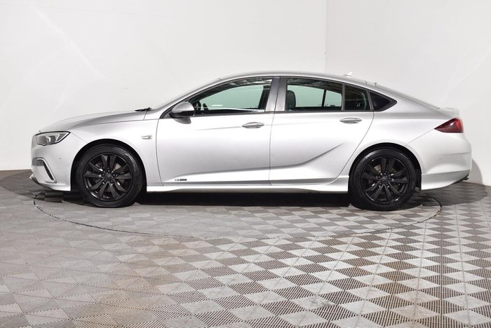 2018 Holden Commodore RS