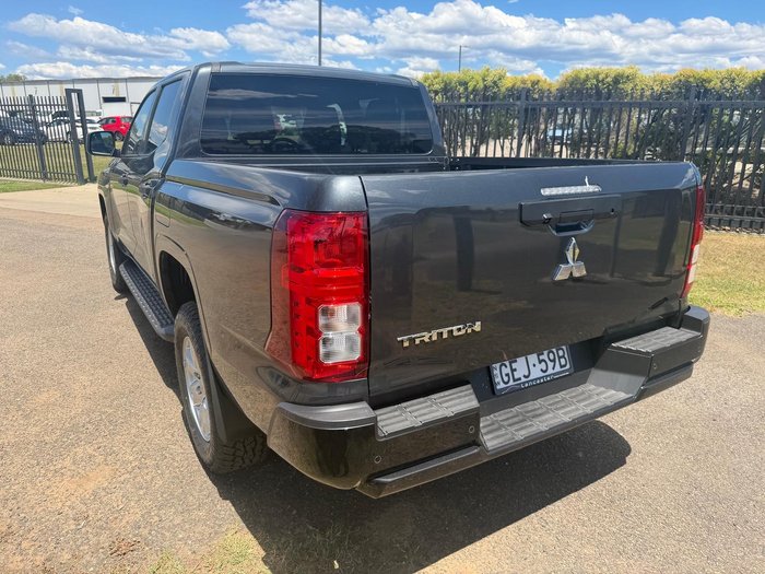 2026 Mitsubishi Triton GLX+
