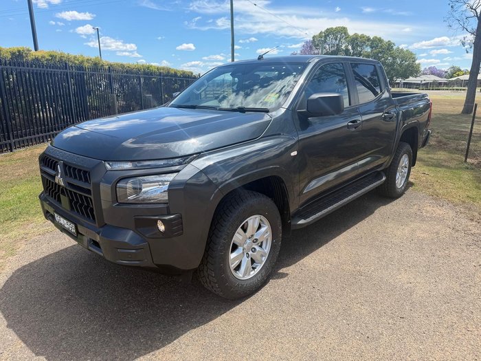 2026 Mitsubishi Triton GLX+