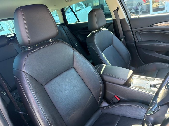2018 Holden Calais