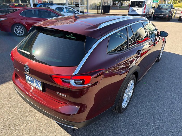 2018 Holden Calais