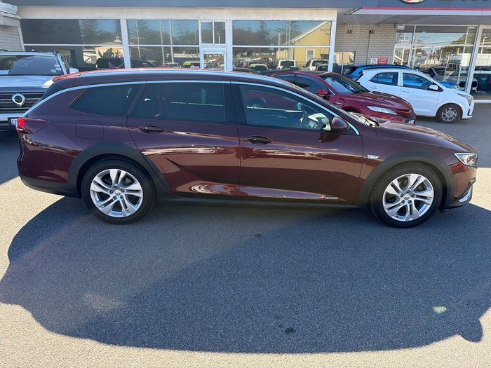 2018 Holden Calais