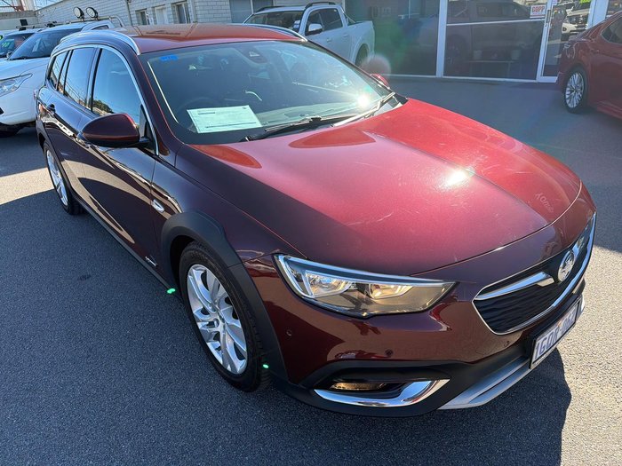 2018 Holden Calais