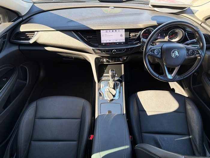 2018 Holden Calais