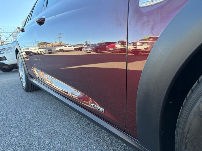 2018 Holden Calais