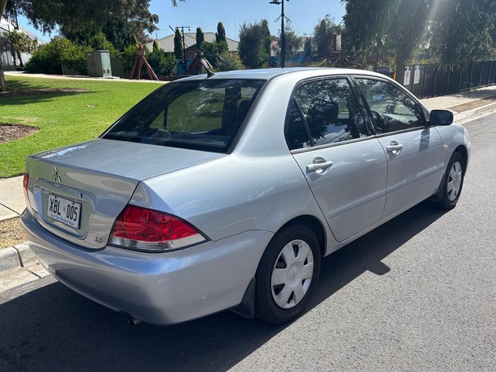 2004 Mitsubishi Lancer ES