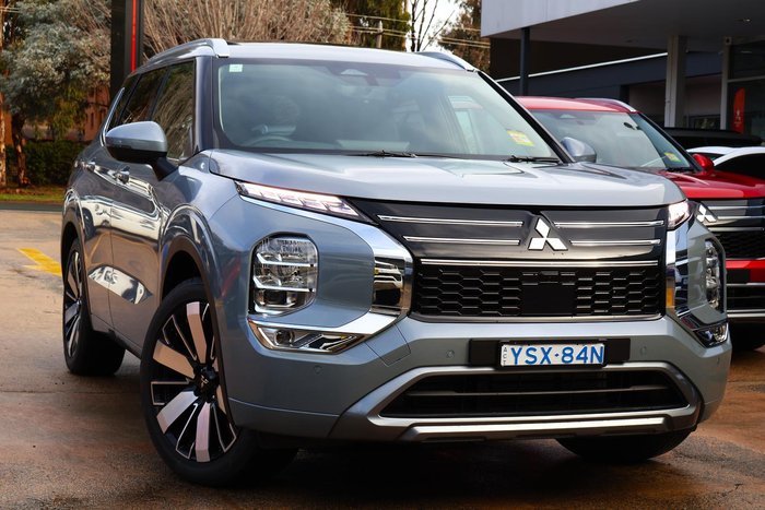 2025 Mitsubishi Outlander