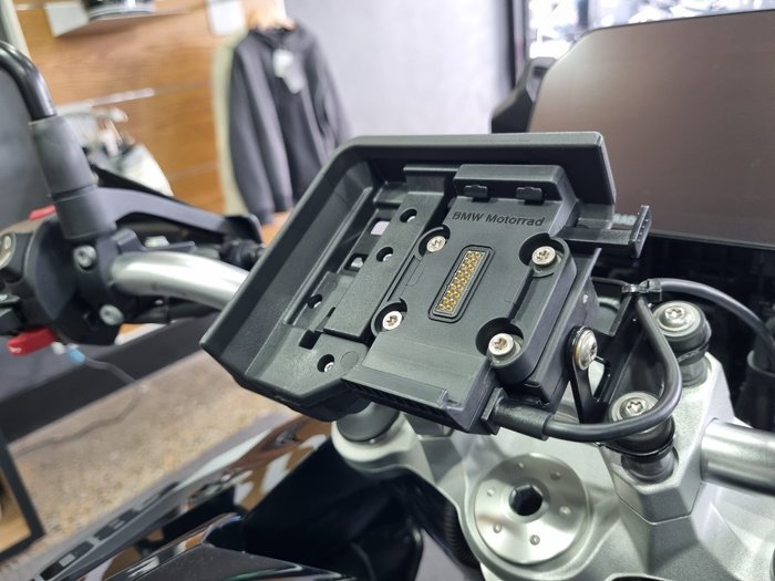 2025 BMW Motorrad F 800 GS TRIPLE BLACK BLACK STORM METALLIC