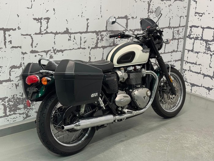 2018 Triumph Bonneville T120 Bonneville Green